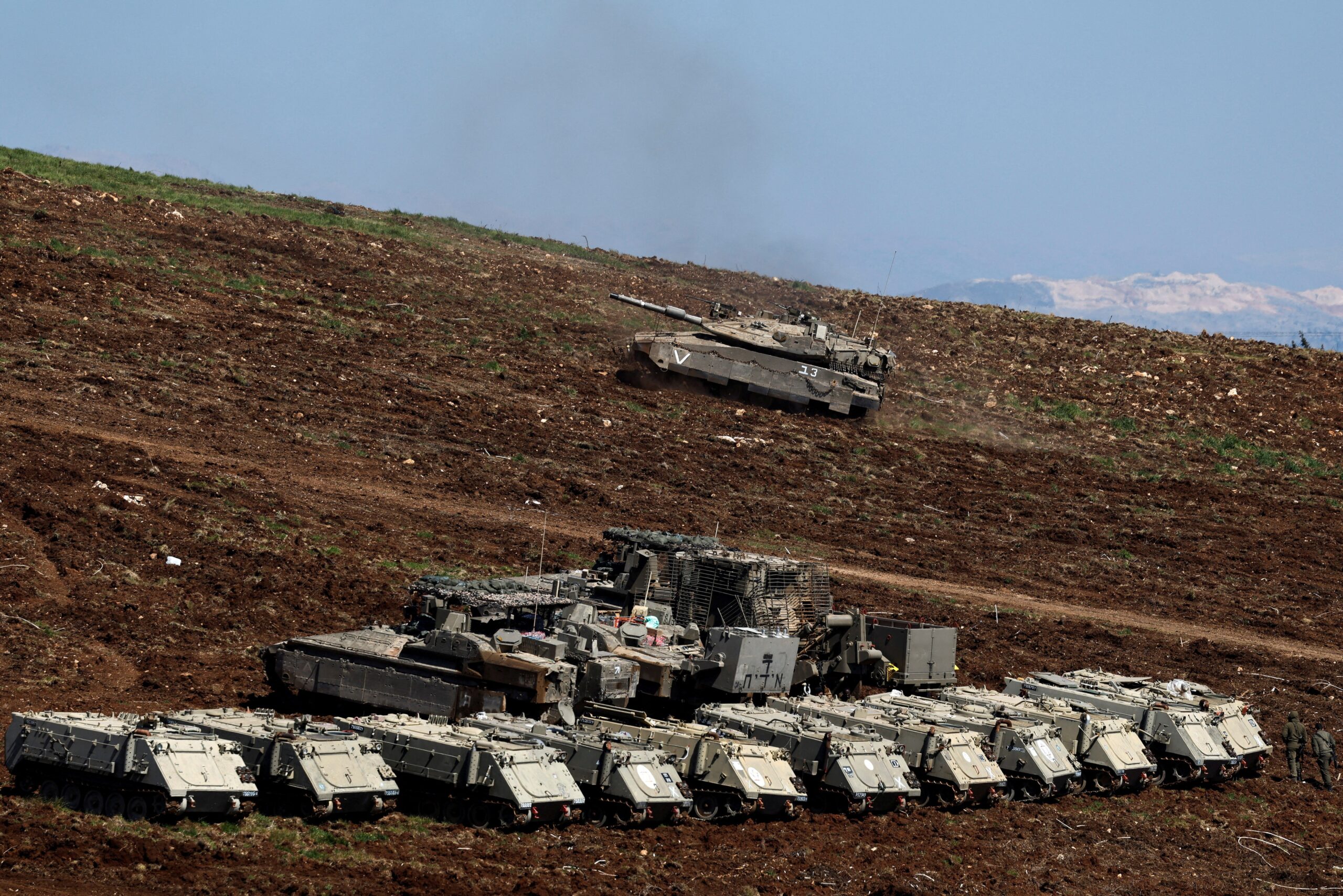 Israel ameaça ‘tomar territórios’ no Líbano e diz para Exército preparar expansão de operação contra Hezbollah