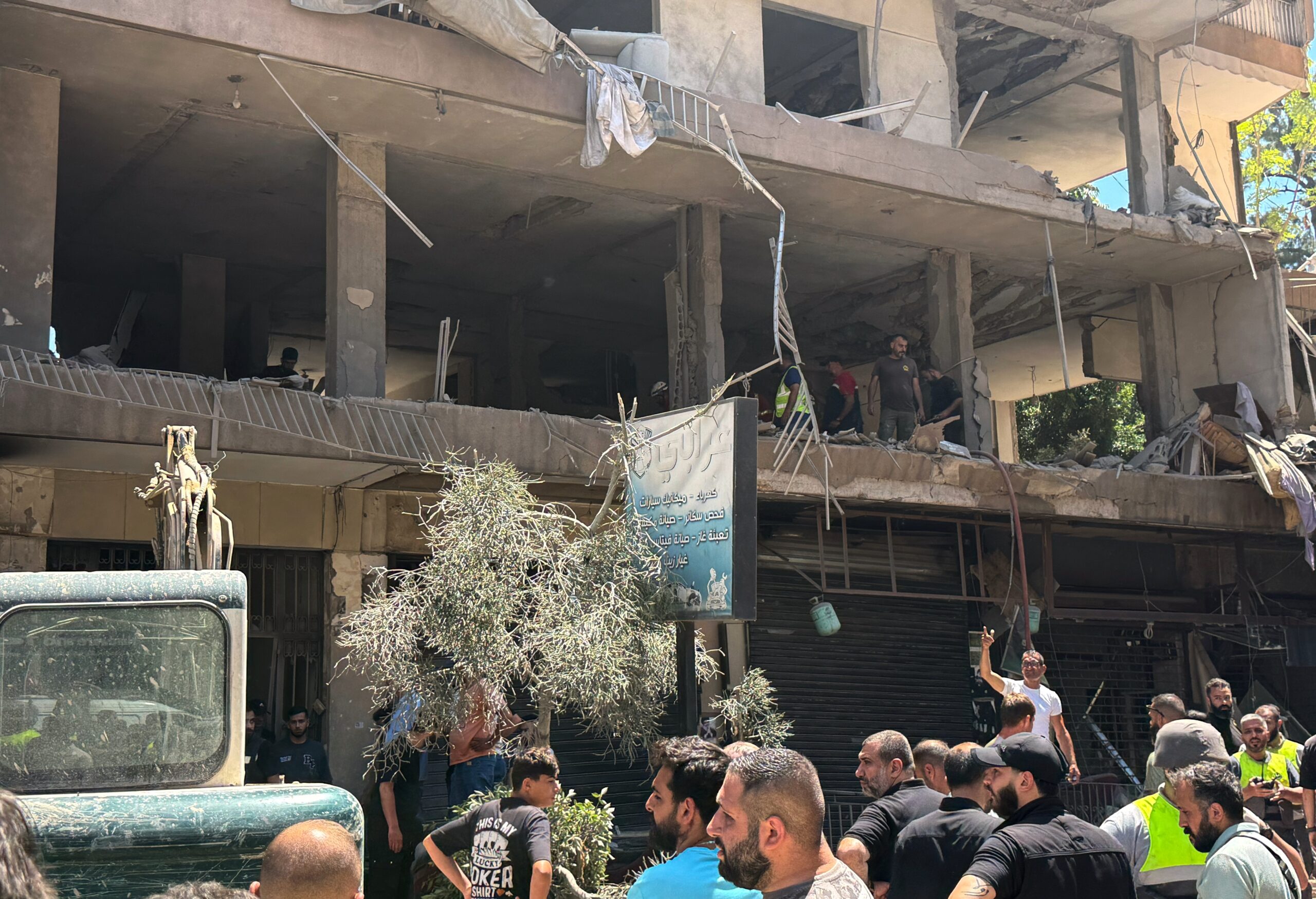 Exército de Israel ataca subúrbios de Beirute em meio à expectativa de acordo de paz entre EUA e Irã